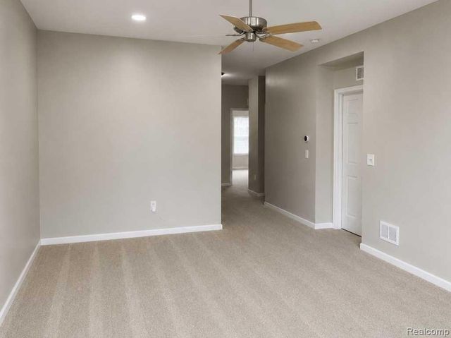 54601 Monarch Drive, Shelby Twp, MI 48316
