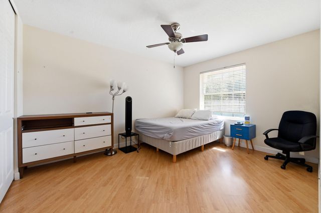 9709 Wyeth Court, Wellington, FL 33414