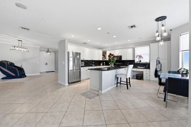 9709 Wyeth Court, Wellington, FL 33414