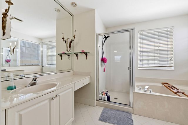 9709 Wyeth Court, Wellington, FL 33414