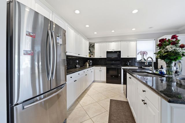 9709 Wyeth Court, Wellington, FL 33414