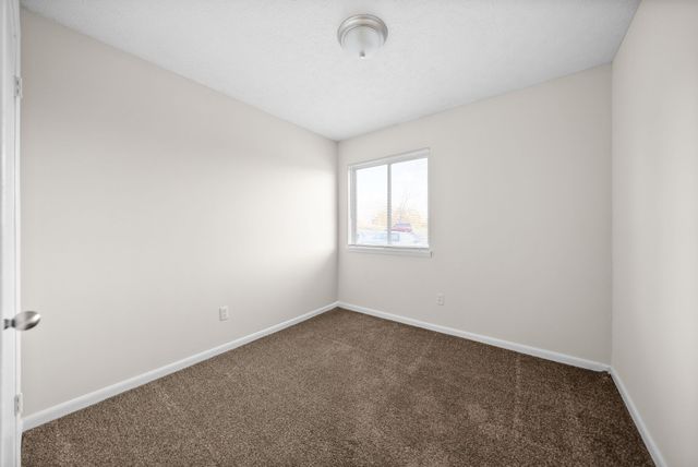 225 Clara Dr Unit 2L, Pembroke, KY 42266