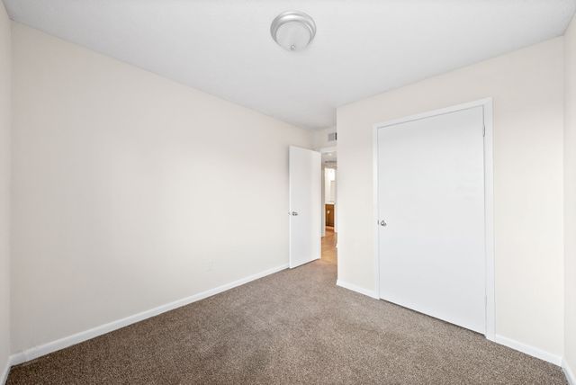 225 Clara Dr Unit 2L, Pembroke, KY 42266