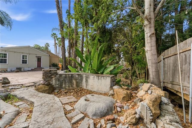 9036 Lemon Ave, La Mesa, CA 91941