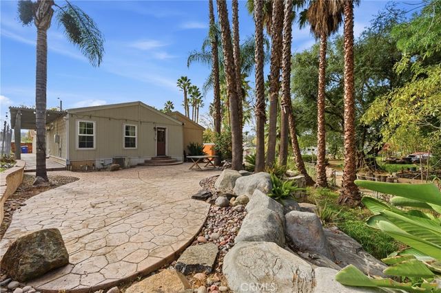 9036 Lemon Ave, La Mesa, CA 91941