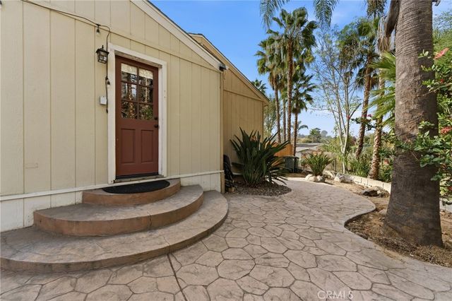 9036 Lemon Ave, La Mesa, CA 91941