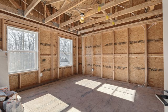 1138 Willow Springs Dr, Lebanon, TN 37087