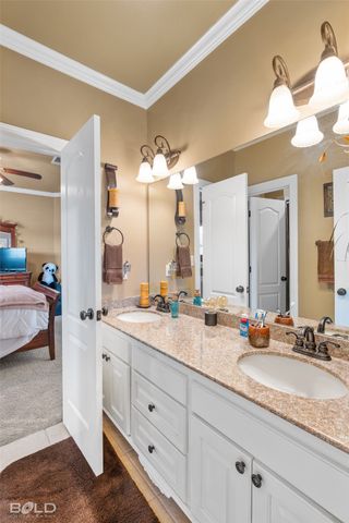 10040 Loveland Court, Shreveport, LA 71106