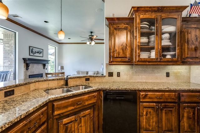 2912 SW 136th Terrace, Oklahoma City, OK 73170