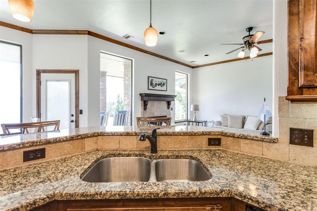 2912 SW 136th Terrace, Oklahoma City, OK 73170