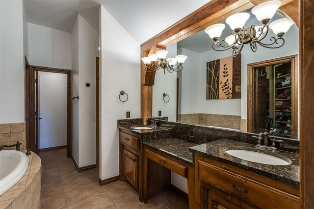 2912 SW 136th Terrace, Oklahoma City, OK 73170