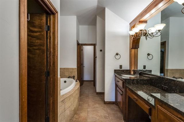 2912 SW 136th Terrace, Oklahoma City, OK 73170