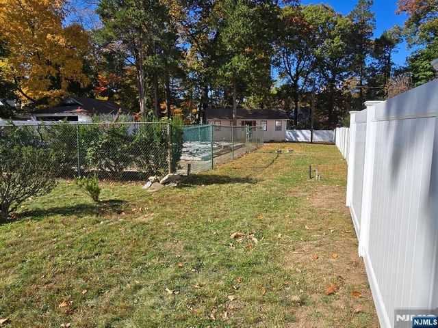 679 Haxtun Avenue, Orange, NJ 07050