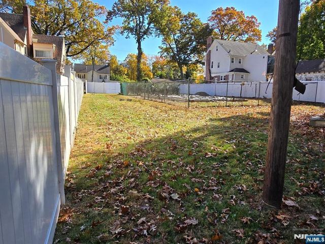 679 Haxtun Avenue, Orange, NJ 07050