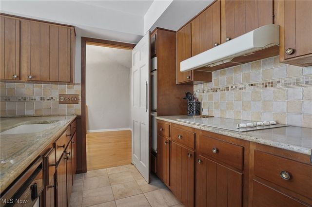 1291 N Revere Road, Akron, OH 44333