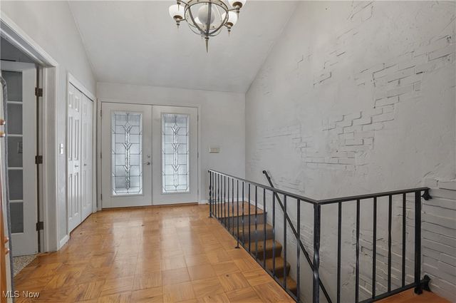 1291 N Revere Road, Akron, OH 44333