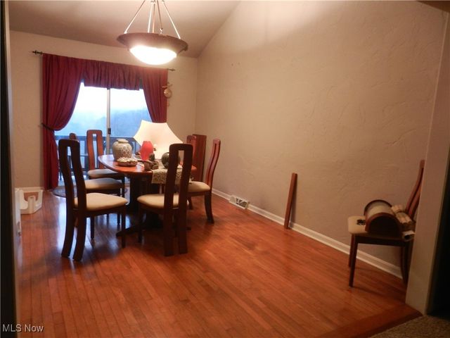 1291 N Revere Road, Akron, OH 44333