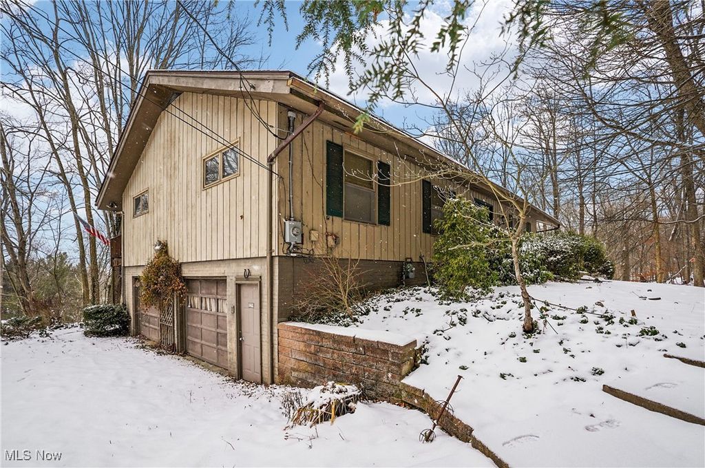 1291 N Revere Road, Akron, OH 44333