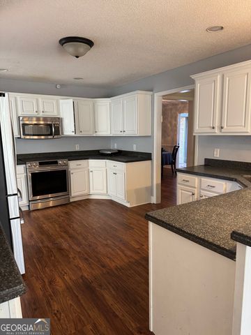 2132 Kings Chapel Road, Perry, GA 31069