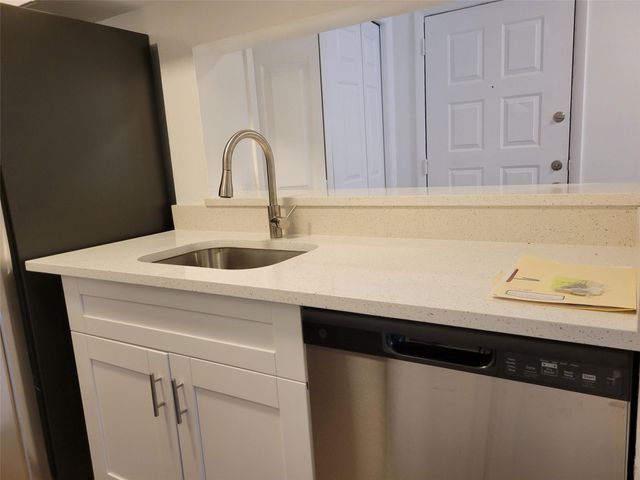 4501 W Mcnab Road 20, Pompano Beach, FL 33069