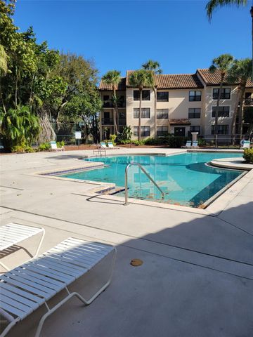 4501 W Mcnab Road 20, Pompano Beach, FL 33069