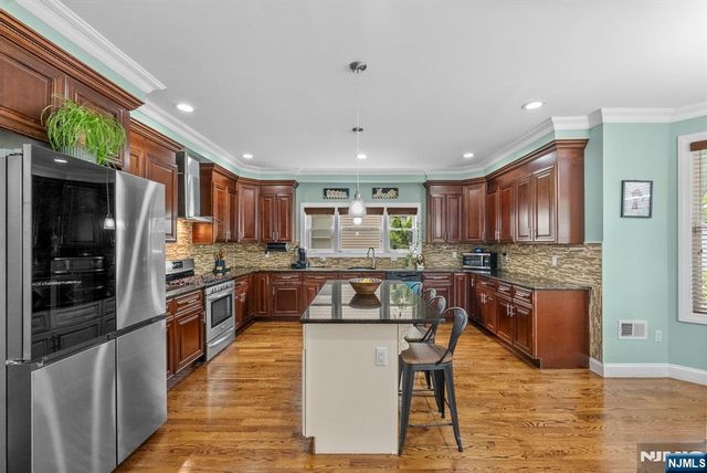 39 Paterson Avenue, Clifton, NJ 07014