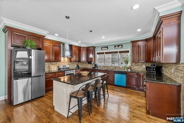 39 Paterson Avenue, Clifton, NJ 07014