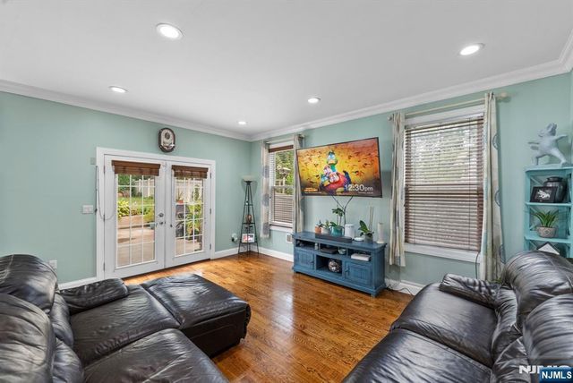 39 Paterson Avenue, Clifton, NJ 07014