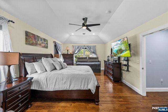 39 Paterson Avenue, Clifton, NJ 07014