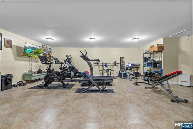 39 Paterson Avenue, Clifton, NJ 07014
