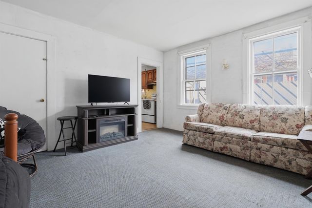 413 Islington Street, Portsmouth, NH 03801