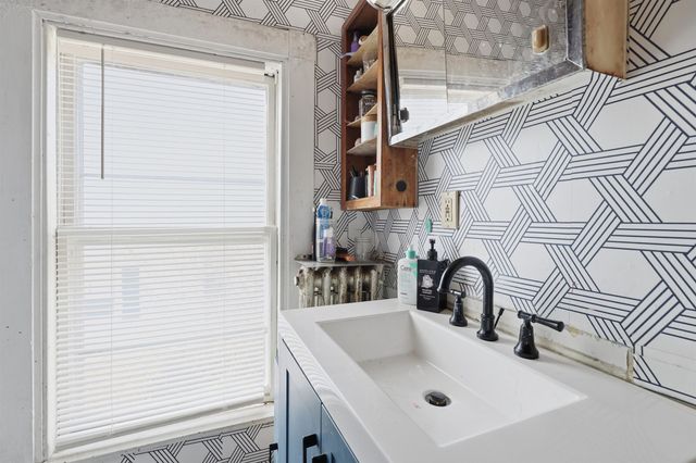 413 Islington Street, Portsmouth, NH 03801