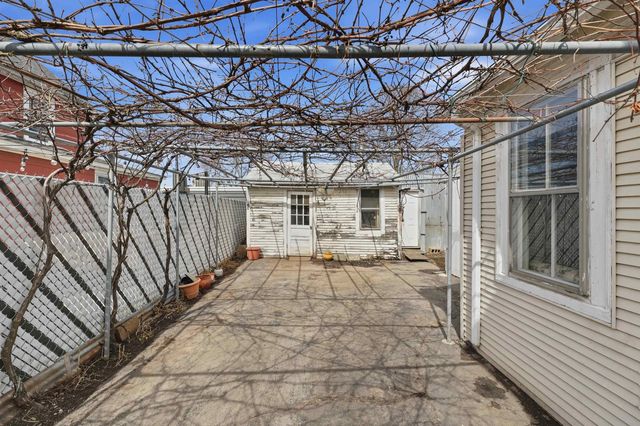 413 Islington Street, Portsmouth, NH 03801