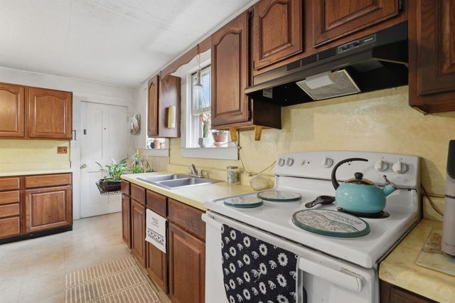 413 Islington Street, Portsmouth, NH 03801