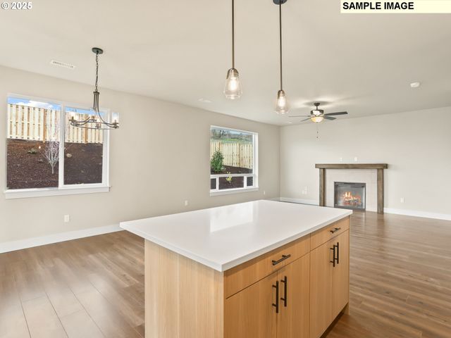 2355 E Otter Loop 25, La Center, WA 98629