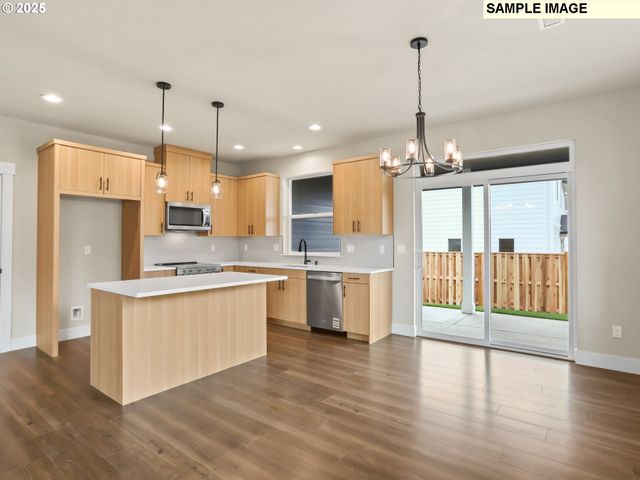 2355 E Otter Loop 25, La Center, WA 98629