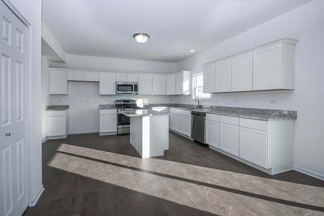 901 WILLOW Road, Manteno, IL 60950