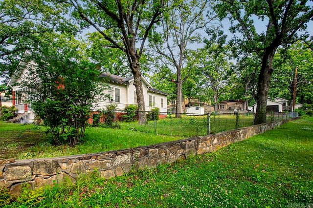5222 Woodlawn Drive, Little Rock, AR 72205