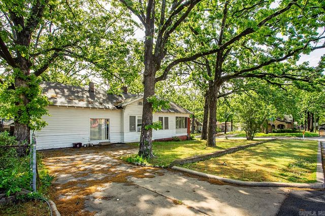 5222 Woodlawn Drive, Little Rock, AR 72205