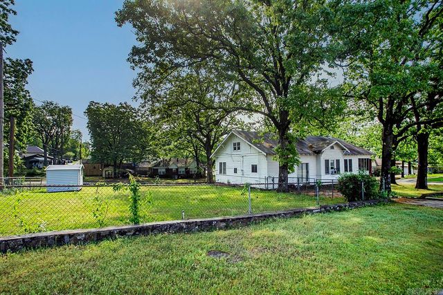 5222 Woodlawn Drive, Little Rock, AR 72205