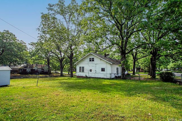 5222 Woodlawn Drive, Little Rock, AR 72205