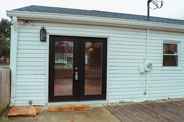 8501 Compton Street, Indianapolis, IN 46240