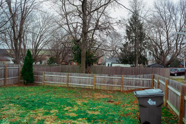 8501 Compton Street, Indianapolis, IN 46240