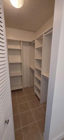 711 N Pine Island Road 210, Plantation, FL 33324