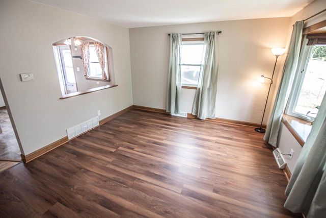 2214 Easy STREET, Waukesha, WI 53188