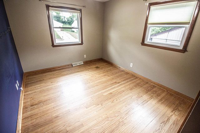 2214 Easy STREET, Waukesha, WI 53188