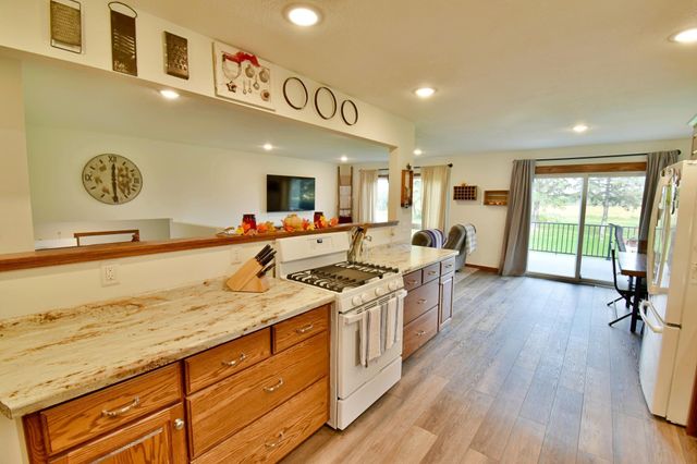 22298 State Highway 15, Saint Augusta, MN 56301