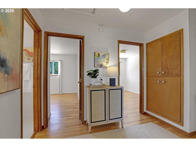 12640 Ne FREMONT St, Portland, OR 97230
