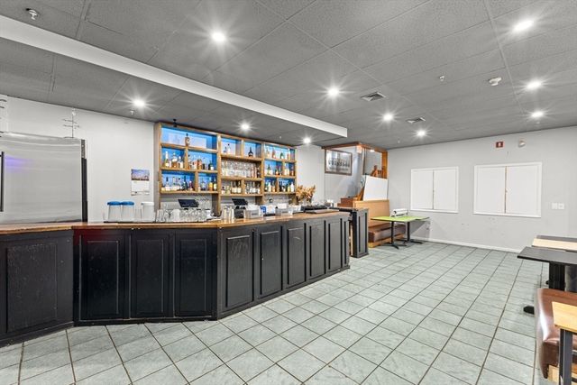 1613-1621 Acushnet Ave, New Bedford, MA 02746