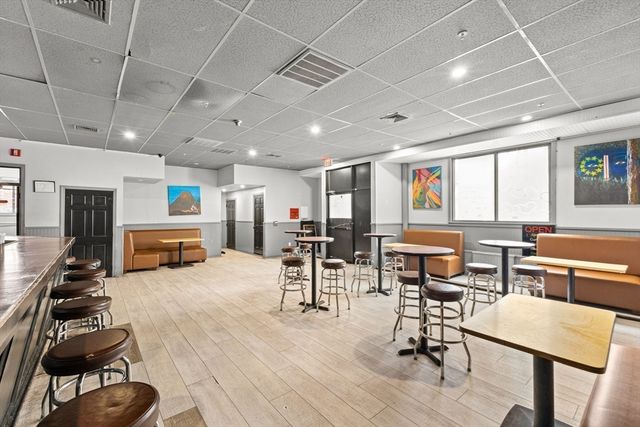 1613-1621 Acushnet Ave, New Bedford, MA 02746